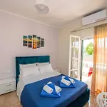 Zoe Boutique * Acharavi (Corfu)